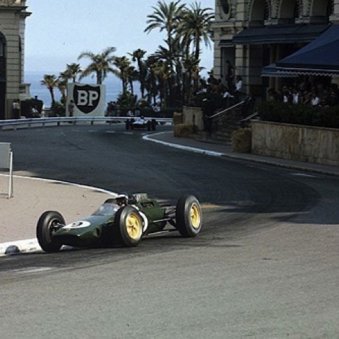 Monaco avec la Lotus 25 Monaco avec la Lotus 25